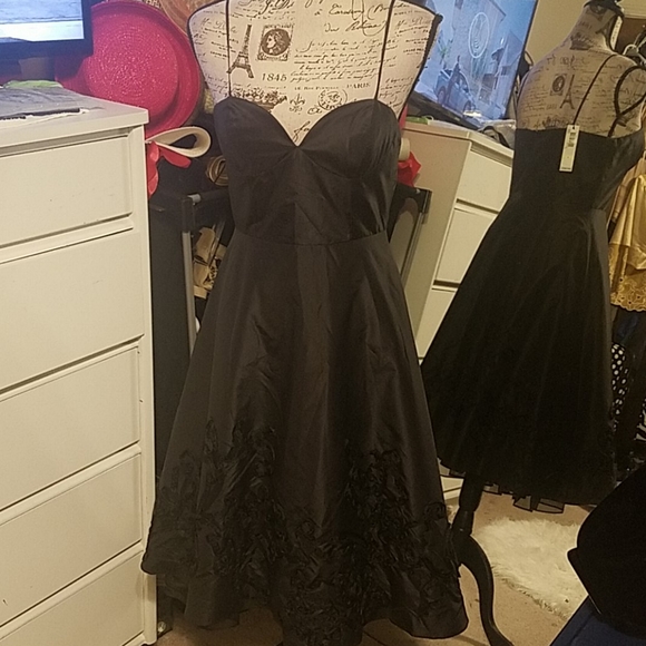 Laundry By Shelli Segal Dresses & Skirts - Dress by laundry snelli segal NWT